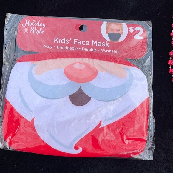 NWT Holiday Style Christmas Face Masks Coffee Cup - Picture 5 of 16